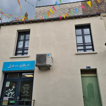 Le Repere Familial Au Coeur Des Herbiers A 12 Min Du Puy Dufou Apartment Les Herbiers
