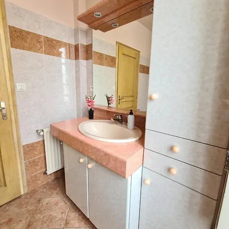 Le Repère Familial Au Cœur Des Herbiers à 12 Min Du Puy Dufou Appartement Les Herbiers