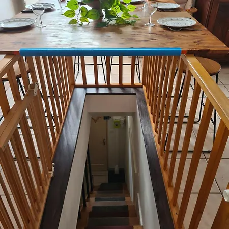 Le Repere Familial Au Coeur Des Herbiers A 12 Min Du Puy Dufou