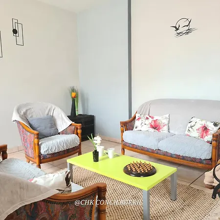 Apartment Le Repere Familial Au Coeur Des Herbiers A 12 Min Du Puy Dufou *